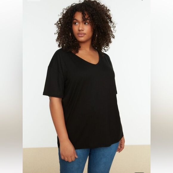 Trendyol T-Shirt - Picture 4 of 5